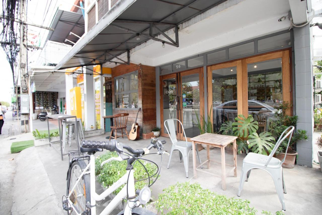 Hostel Oon Poshtel x Cafe Chiang Mai Exterior foto